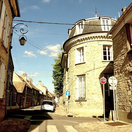 Appartement En Plein Coeur De Milly-La-Foret Exteriör bild